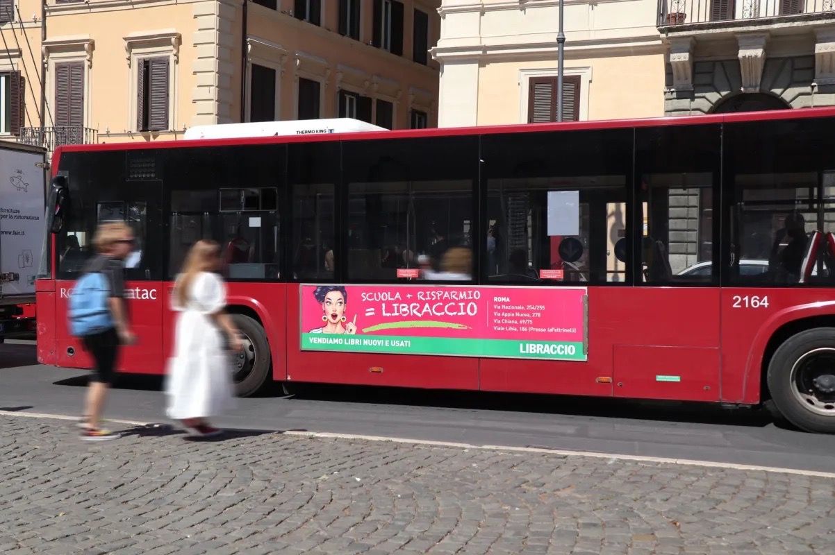 Affissioni_Pubblicitarie_Bologna_Totem